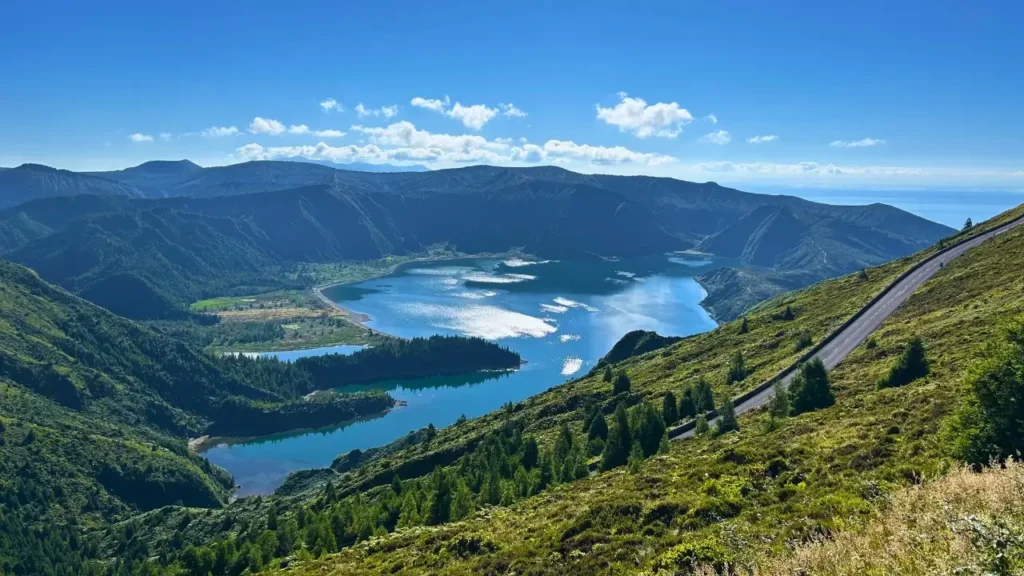 Lagoa do Fogo from Pico da Barrosa.